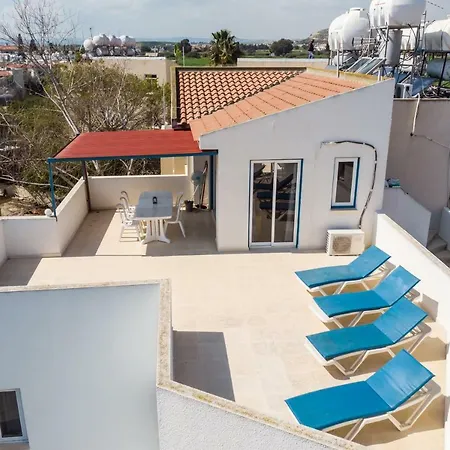 City Ii Apartment Larnaka